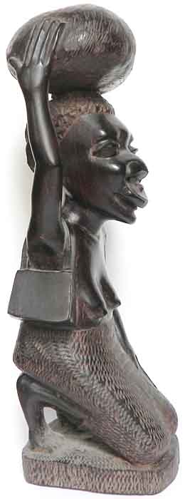 Frauenskulptur