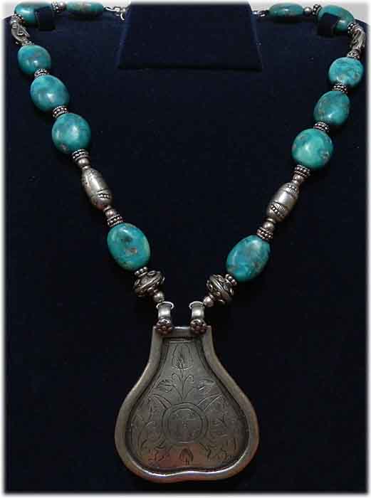Türkiscollier mit Silber Anhänger Türkiscollier mit Silber Anhänger