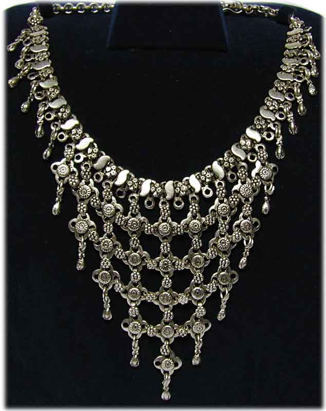 Maharani Kette,